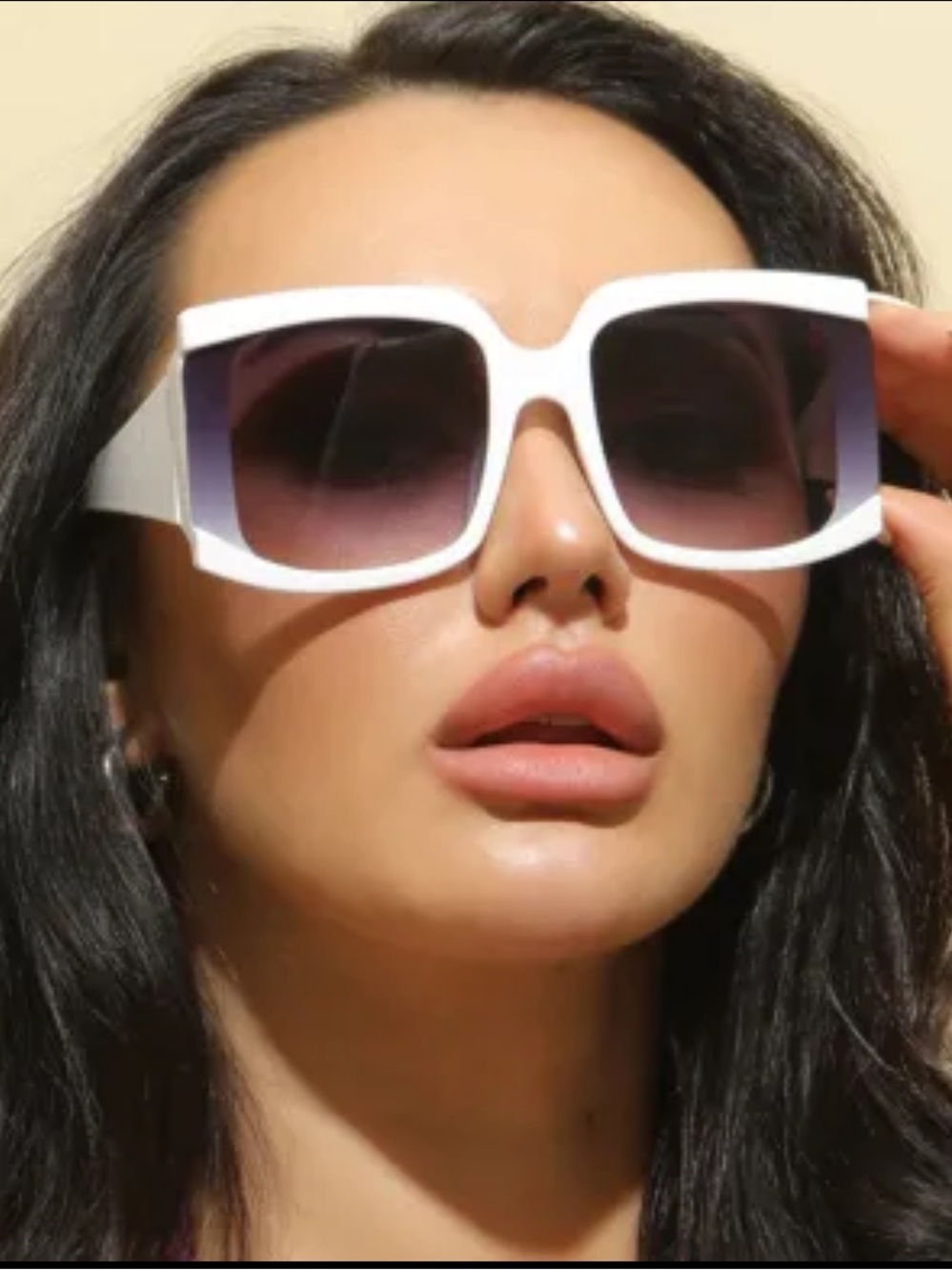 White‎ Oversized Square Sunglasses - Fashionable Women's Shades